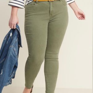 BRAND NEW Old Navy Pants🌱